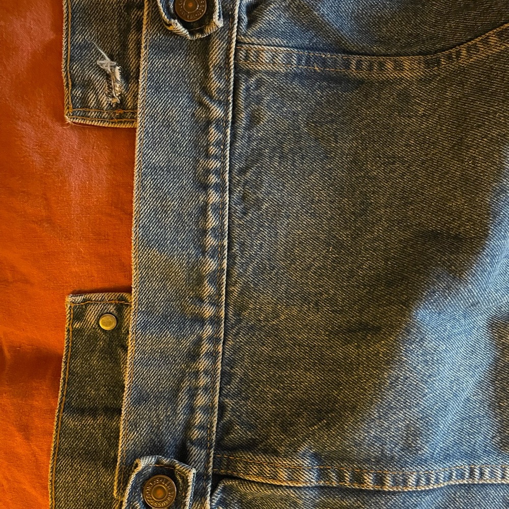 Vintage Levi’s Denim Power Lifting Jacket with patches - Picture 10 of 10